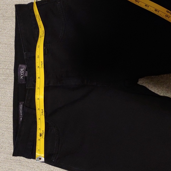 Women jeans in good condition - Picture 4 of 5